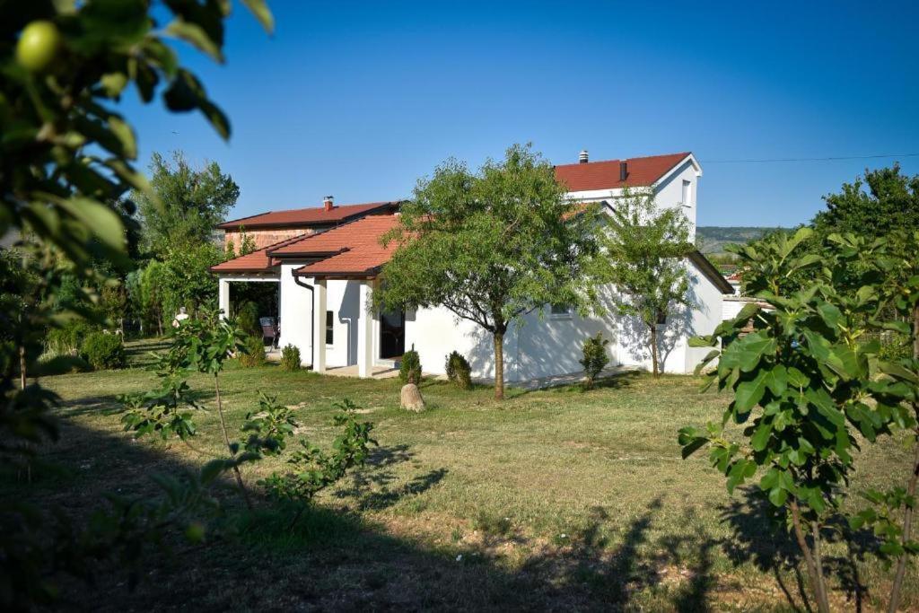 Holiday Homes Fig Благай Экстерьер фото