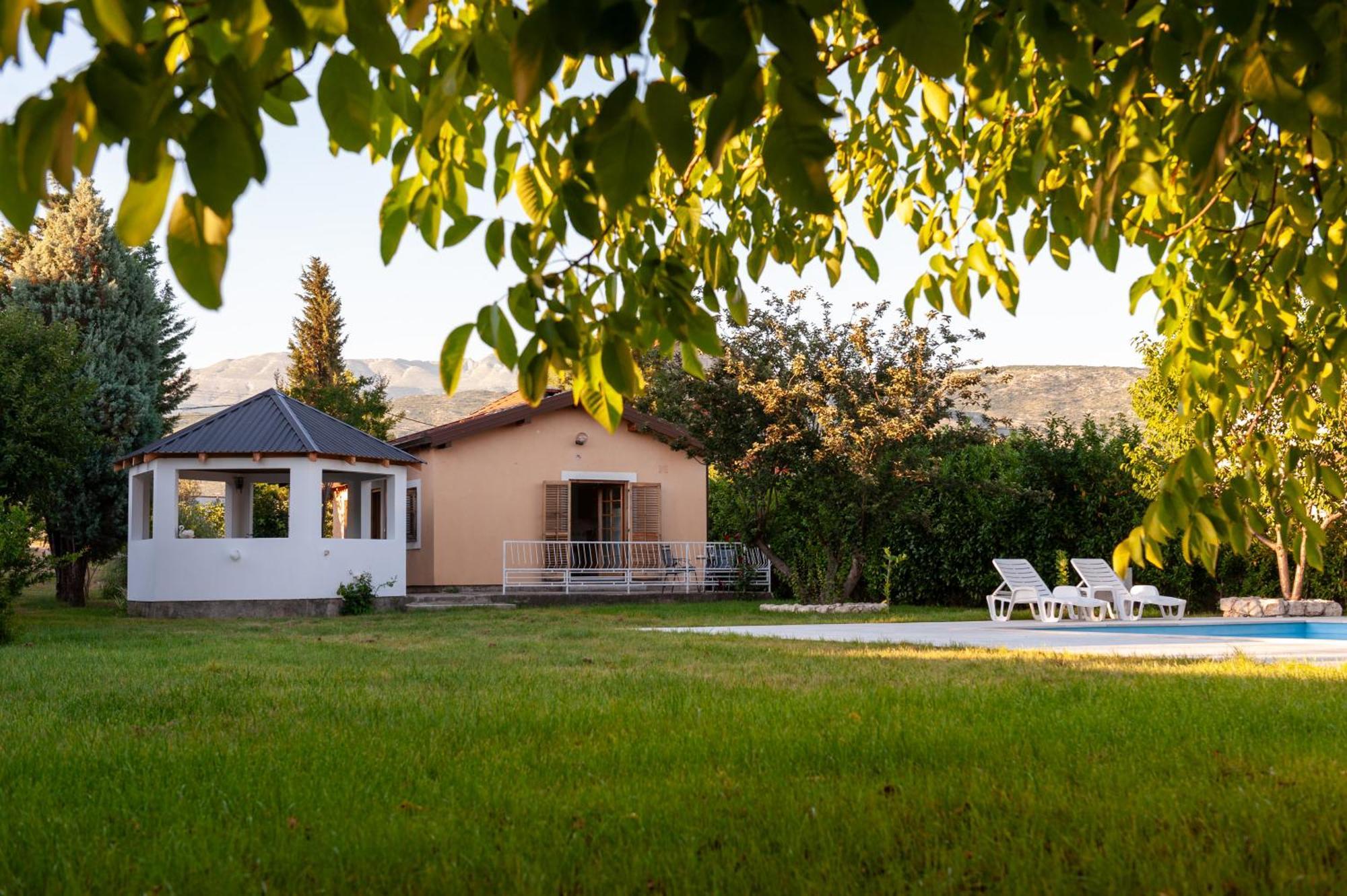 Holiday Homes Fig Благай Экстерьер фото